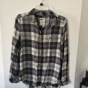 American Eagle Outfitters Black and White Plaid Flannel boyfriend fit